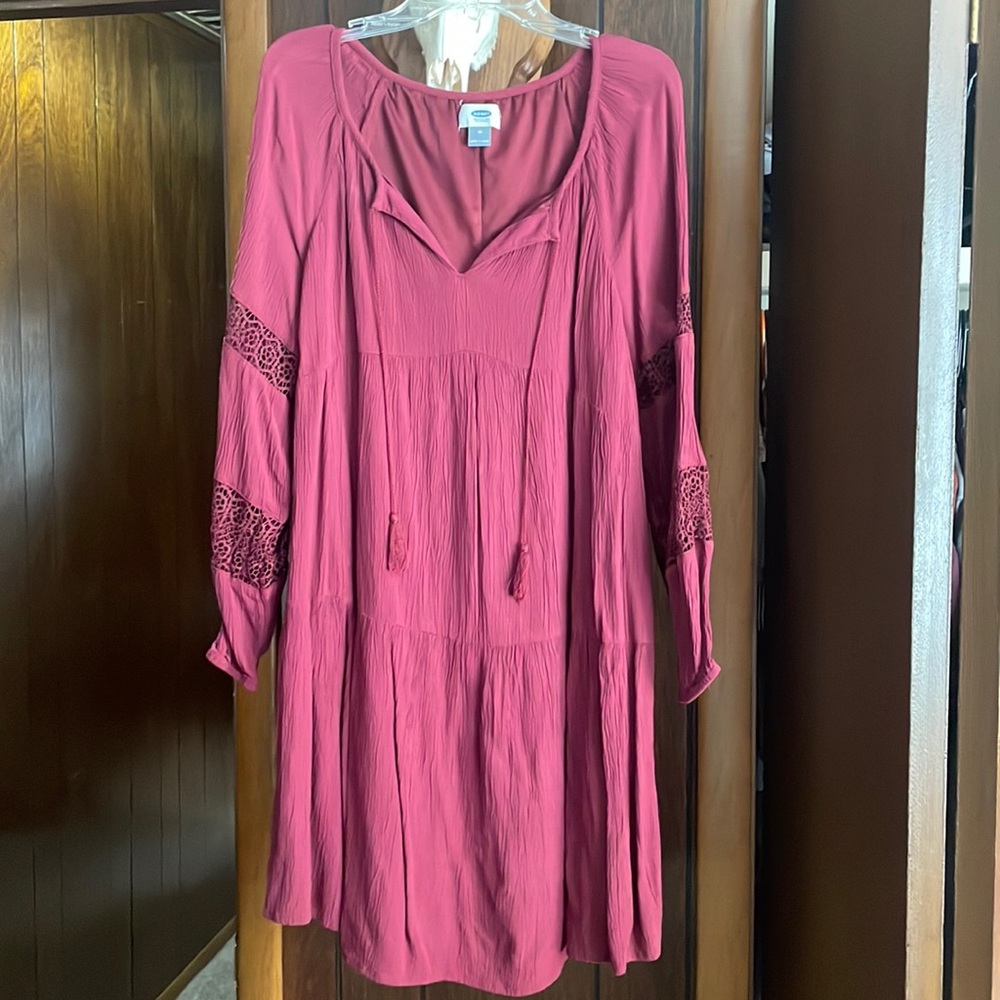 Light long sleeve dress